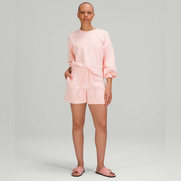 NWT Lululemon Oversized Cropped Crew 💗 - Picture 2 of 7